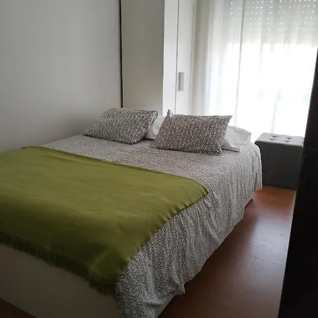 T2 Apartment *